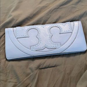 NWOT Tory Burch Amalie Clutch in Rain